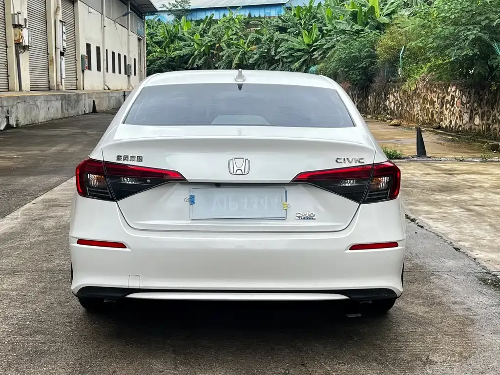 Honda Civic — фото 4