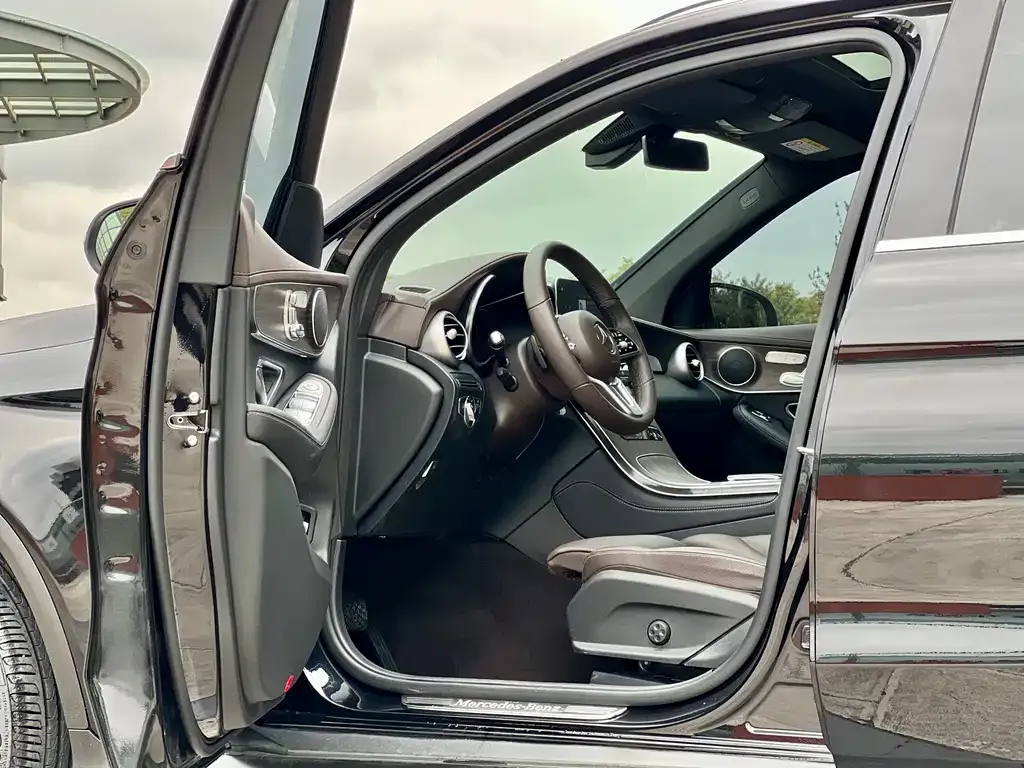 Mercedes-Benz GLC 2021 из CN, фото 4