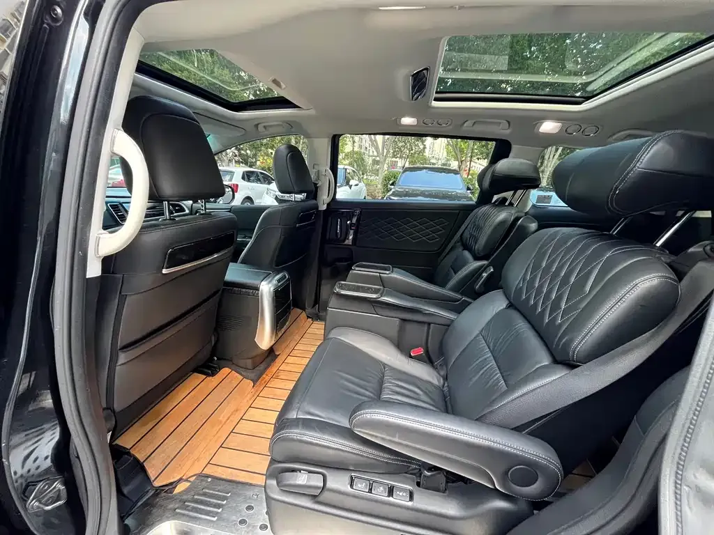 Honda Elysion 2021 из CN, фото 6