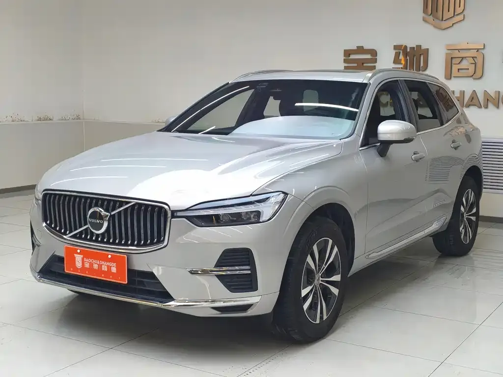 Volvo XC60 2023 из CN, фото 1