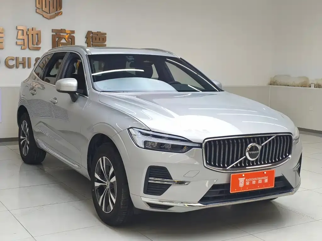 Volvo XC60 2023 из CN, фото 3