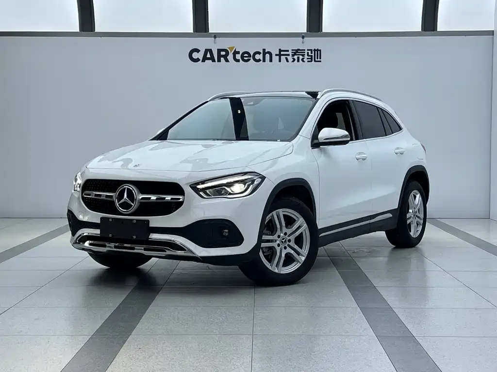 Mercedes-Benz GLA 2023 из CN, фото 1