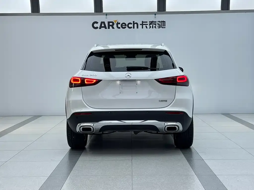 Mercedes-Benz GLA 2023 из CN, фото 4