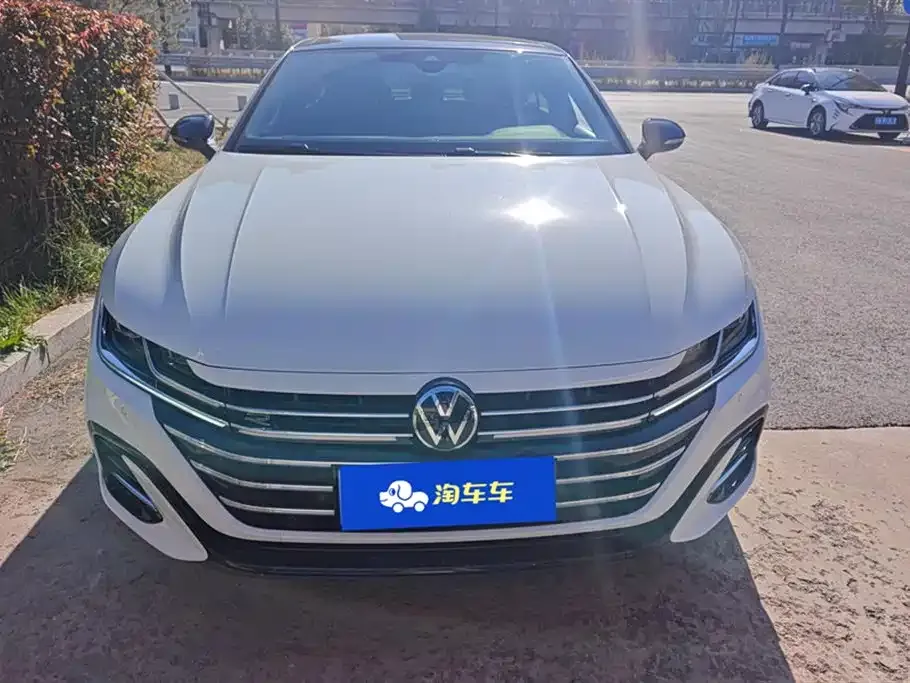 Volkswagen CC 2024 из CN, фото 2