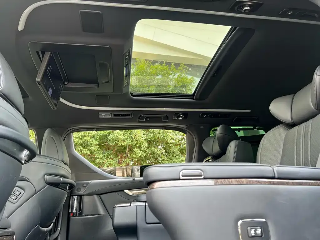 Toyota Alphard 2021 из CN, фото 5