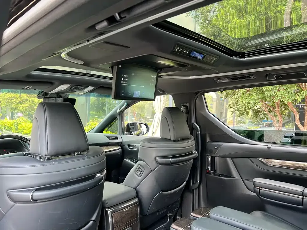 Toyota Alphard 2021 из CN, фото 6