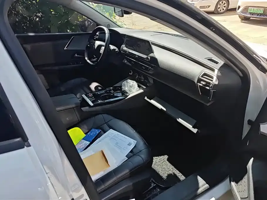 Citroen C5 X 2023 из CN, фото 8