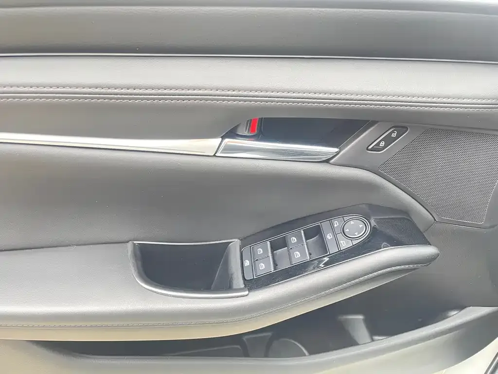 [object Object] 3 Axela 2024 из CN, фото 6