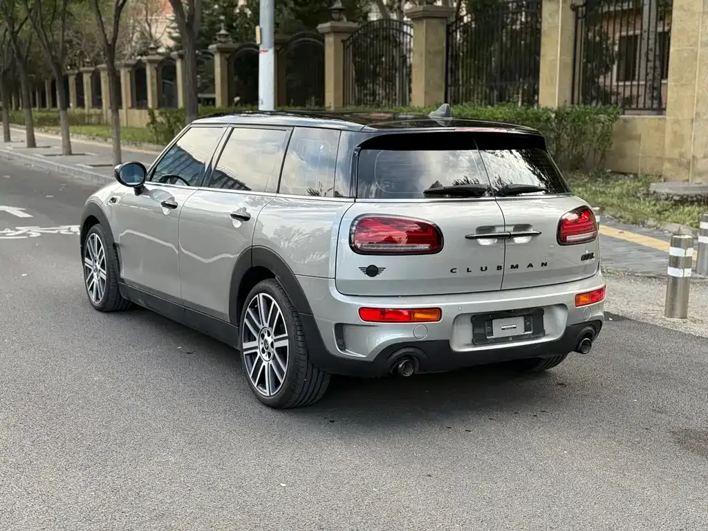 [object Object] Mini Clubman 2023 из CN, фото 6