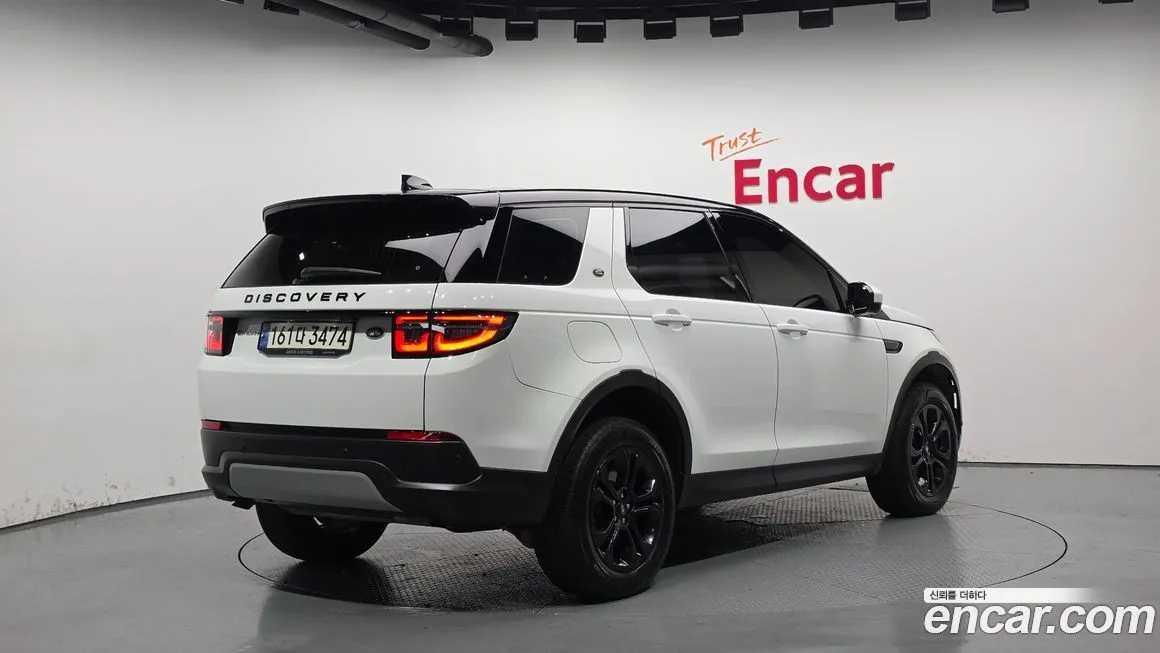 Land Rover Discovery Sport — фото 2