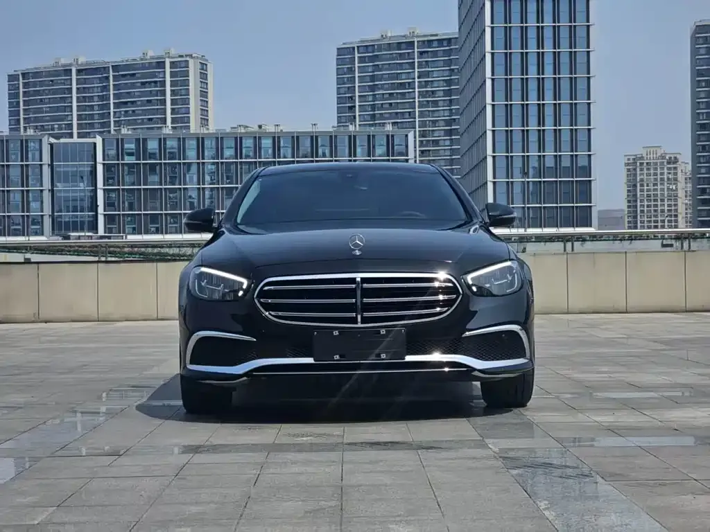 Mercedes-Benz E-Class 2023 из CN, фото 1