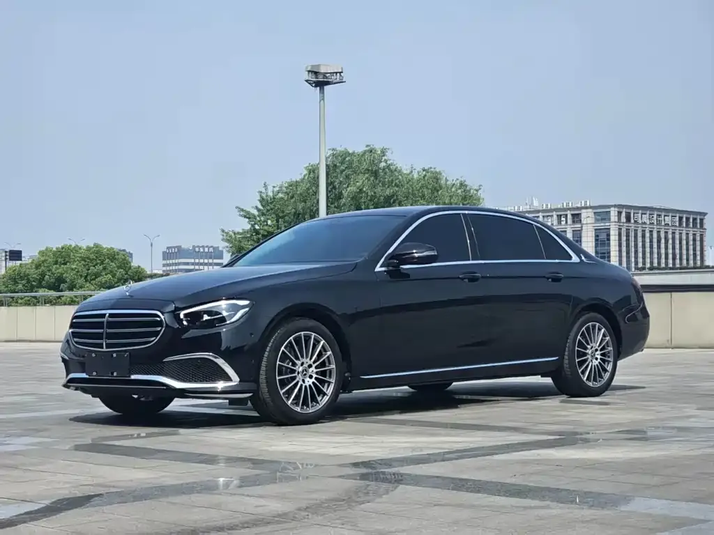 Mercedes-Benz E-Class 2023 из CN, фото 2