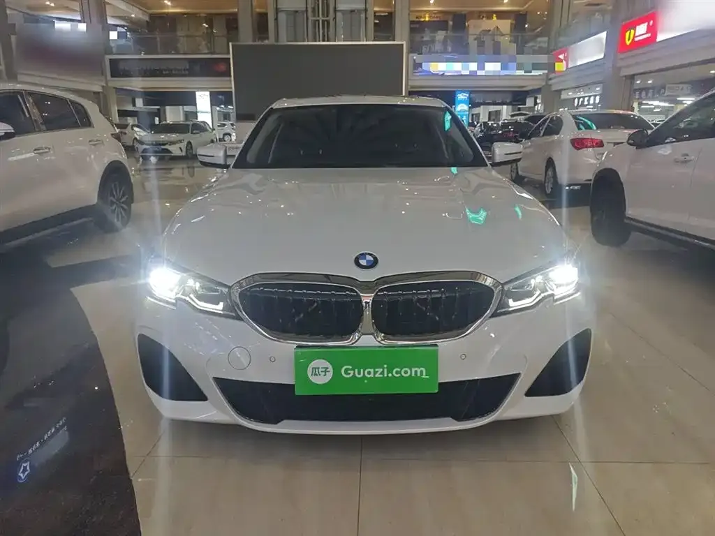 BMW 3 Series 2022 из CN, фото 3