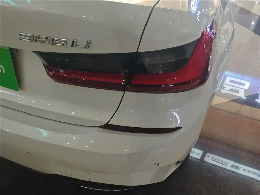 BMW 3 Series 2022 из CN, фото 8