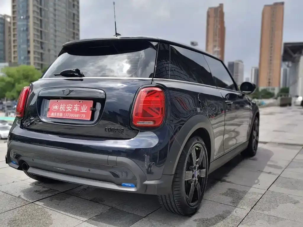 MINI Cooper (3-door) 2024 из CN, фото 7
