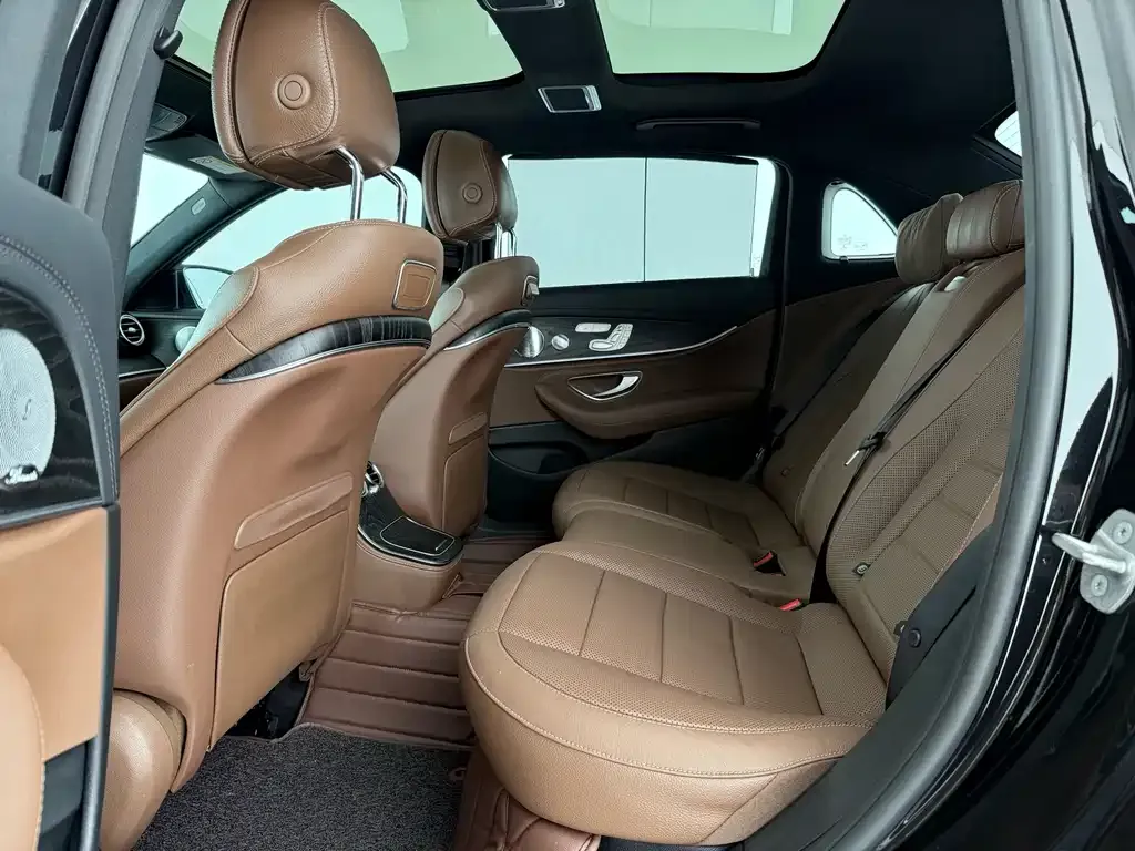 [object Object] E-Class 2021 из CN, фото 10