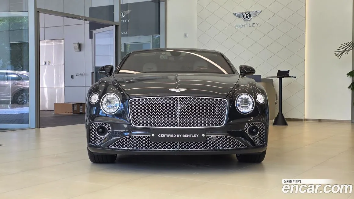 Bentley Continental 2023 из KR, фото 2