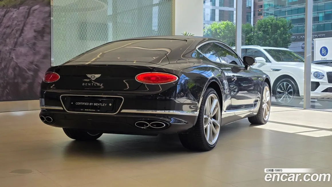 Bentley Continental 2023 из KR, фото 4