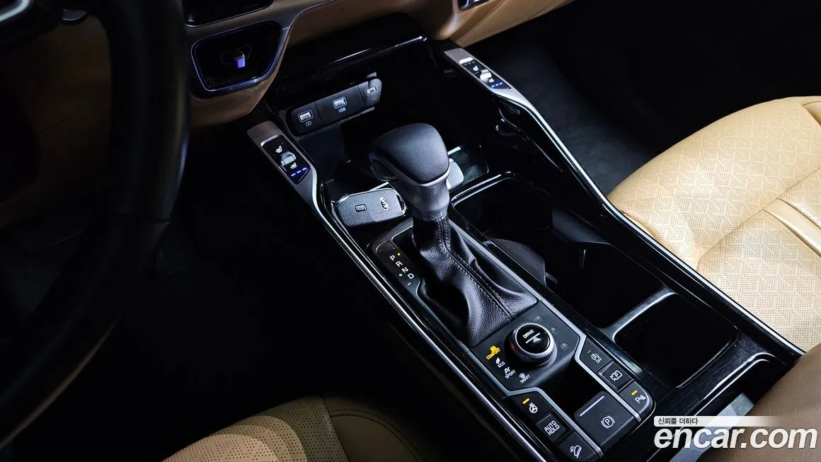 Kia Sorento — фото 9