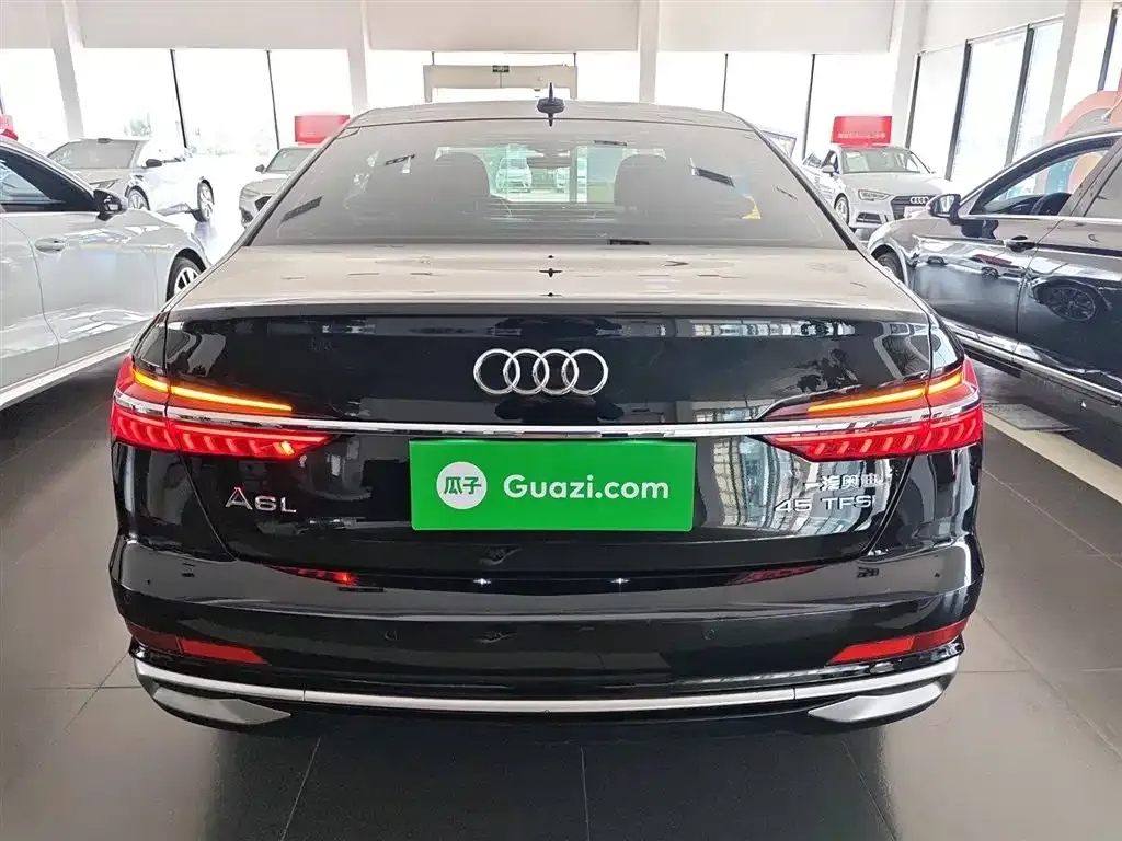 Audi A6L — фото 6