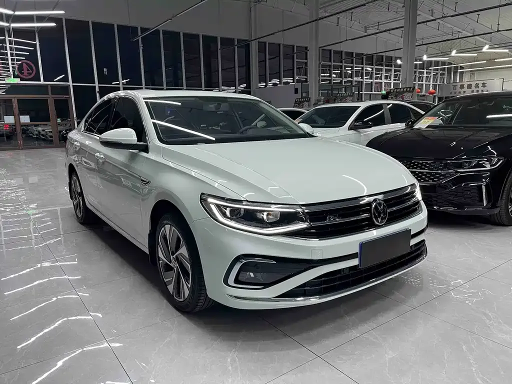 Volkswagen Bora 2025 из CN, фото 3