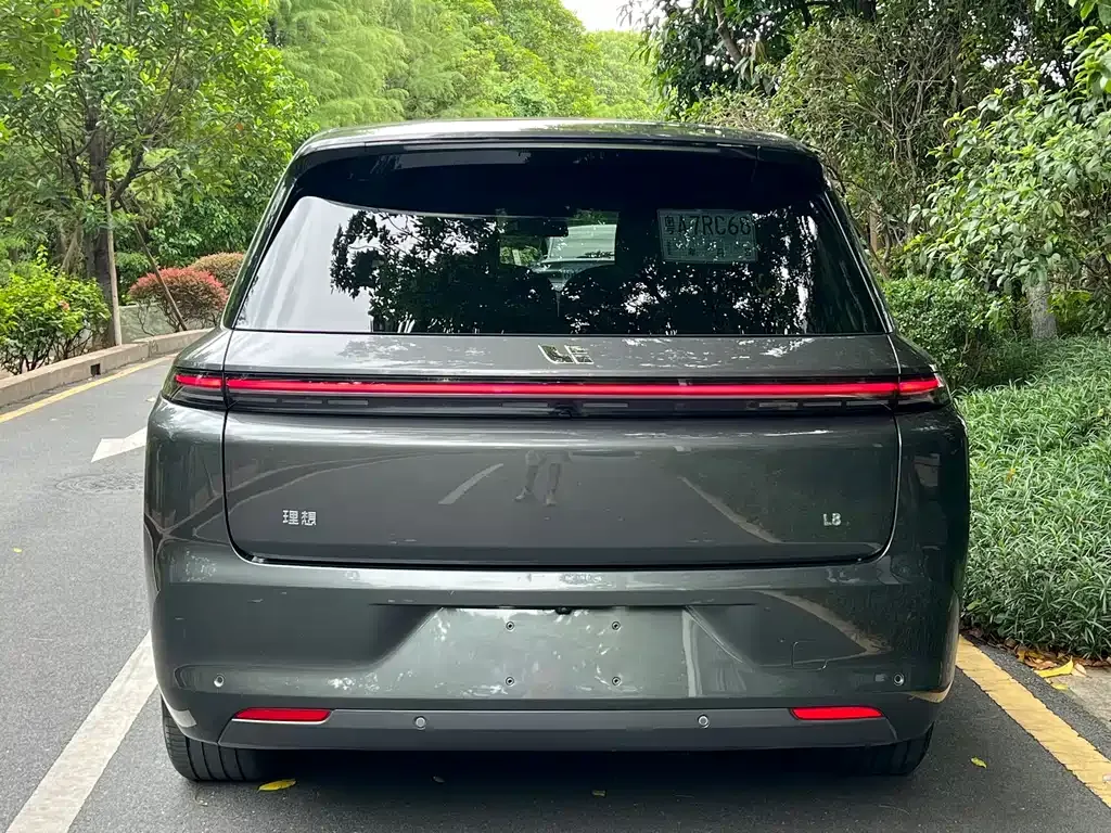 Li Auto L8 2023 из CN, фото 5