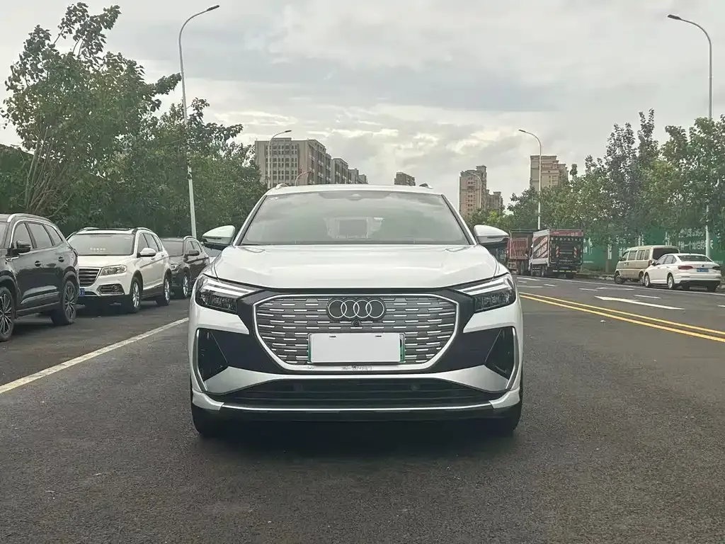 Audi Q4 e-tron 2023 из CN, фото 2