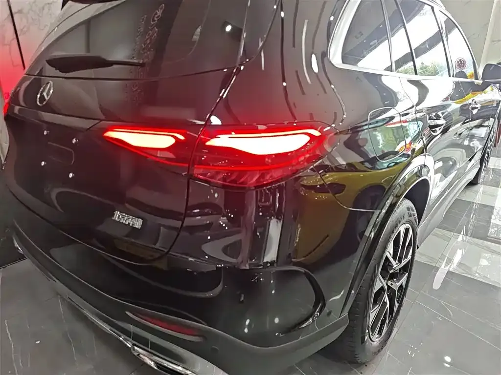 Mercedes-Benz GLC 2024 из CN, фото 8