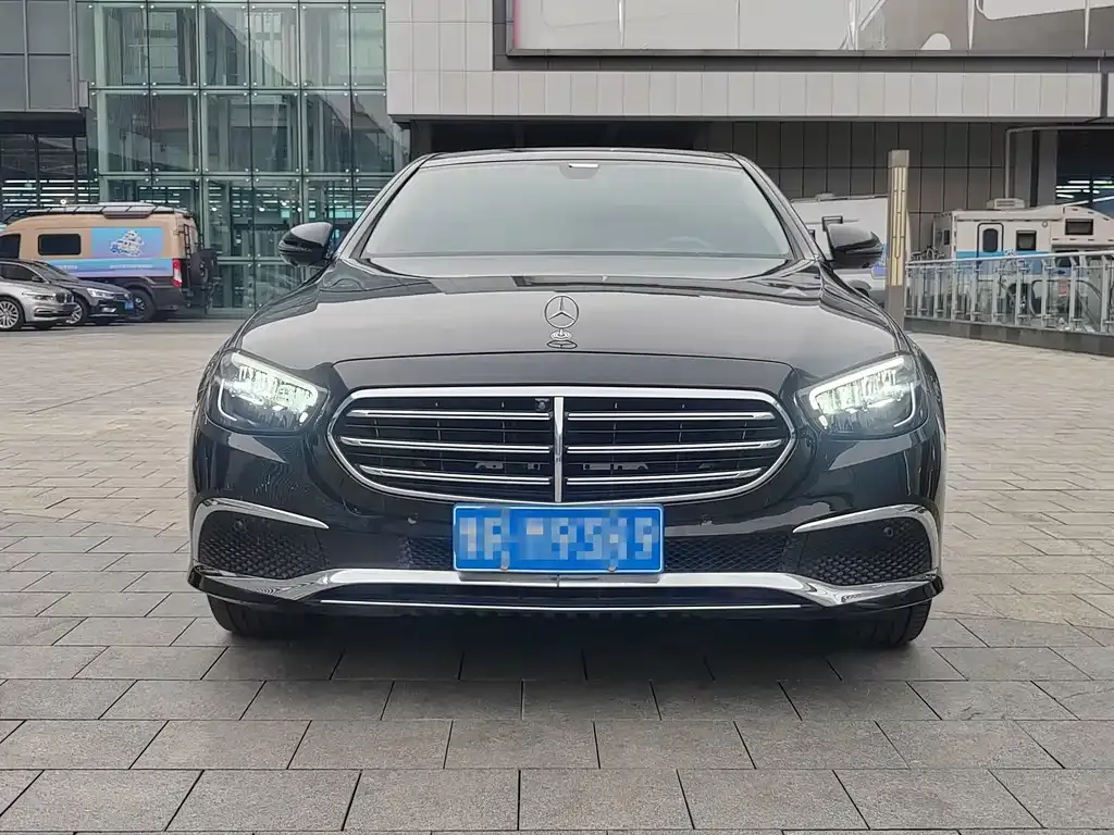 Mercedes-Benz E-Class 2022 из CN, фото 2