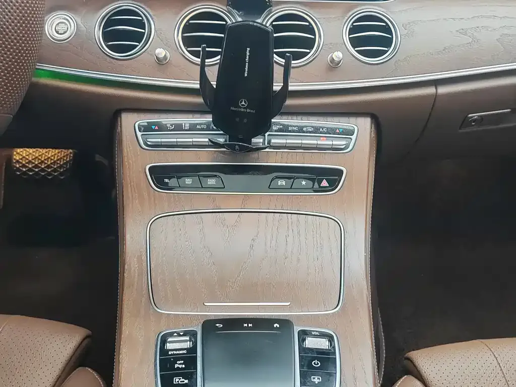 Mercedes-Benz E-Class 2022 из CN, фото 9