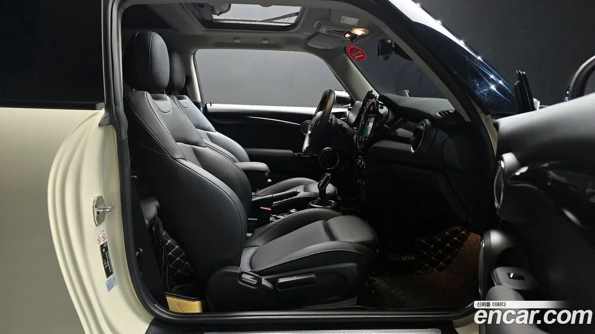 Mini Cooper 2021 из KR, фото 10