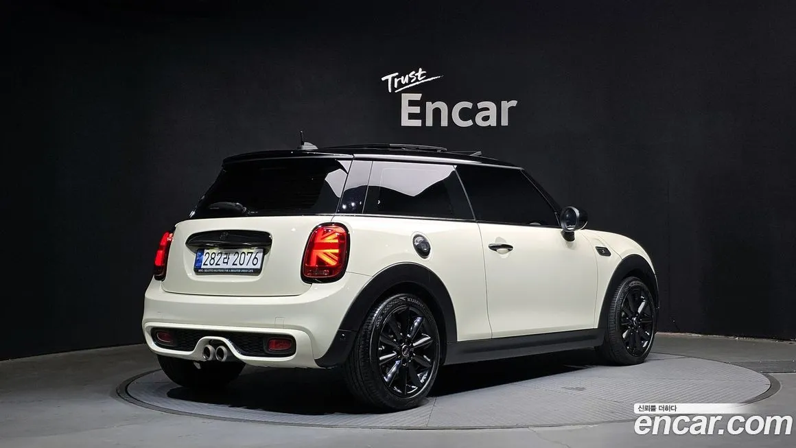 Mini Cooper 2021 из KR, фото 2