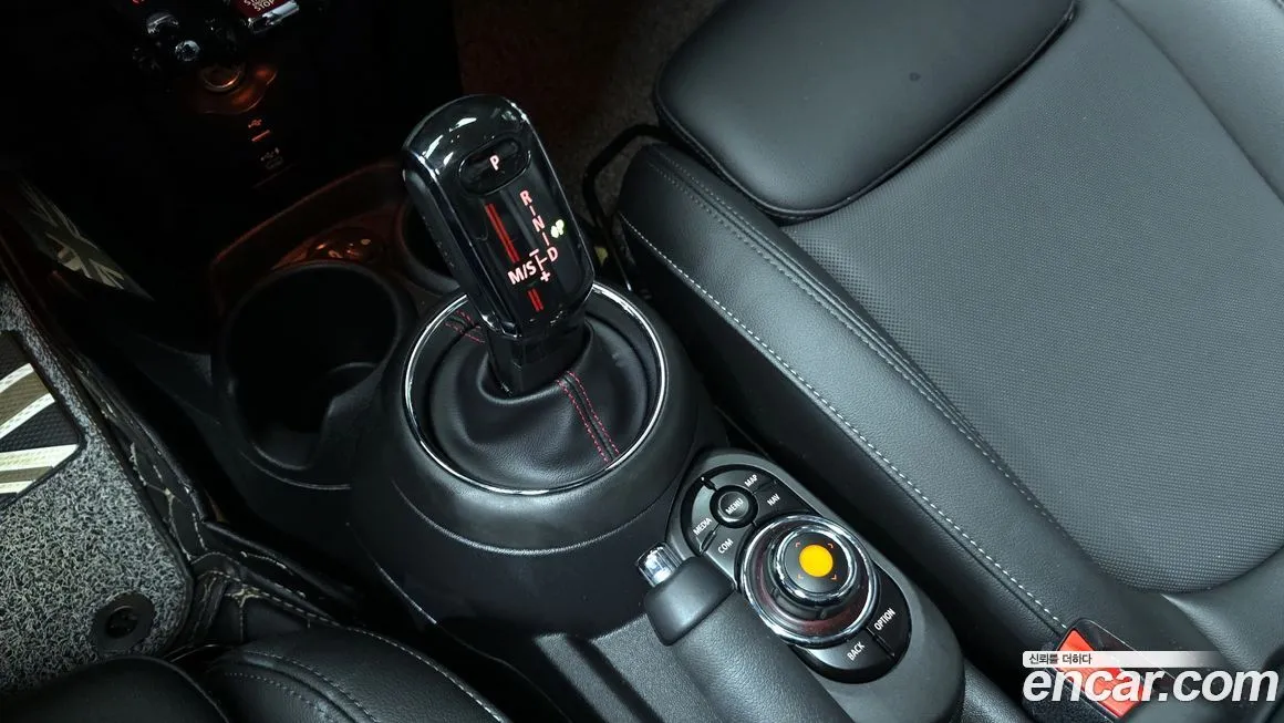 Mini Cooper 2021 из KR, фото 9