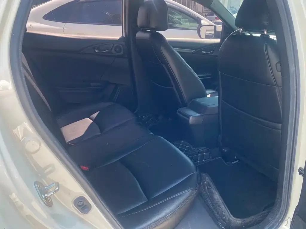 Honda Civic — фото 6