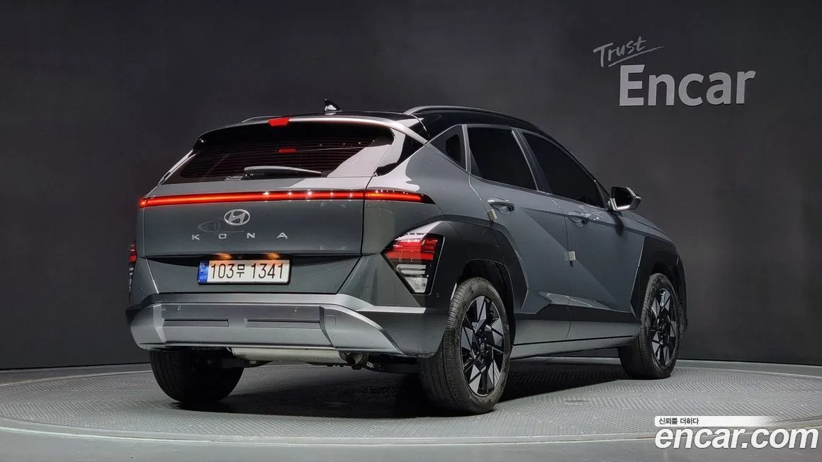 Hyundai Kona — фото 2