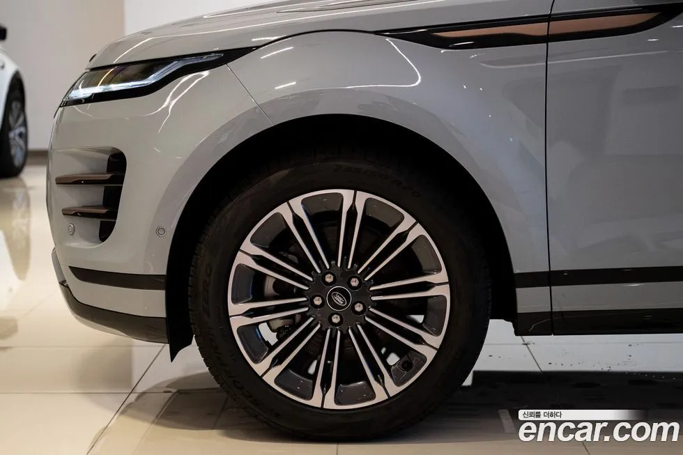 Land Rover Range Rover Evoque 2024 из KR, фото 5