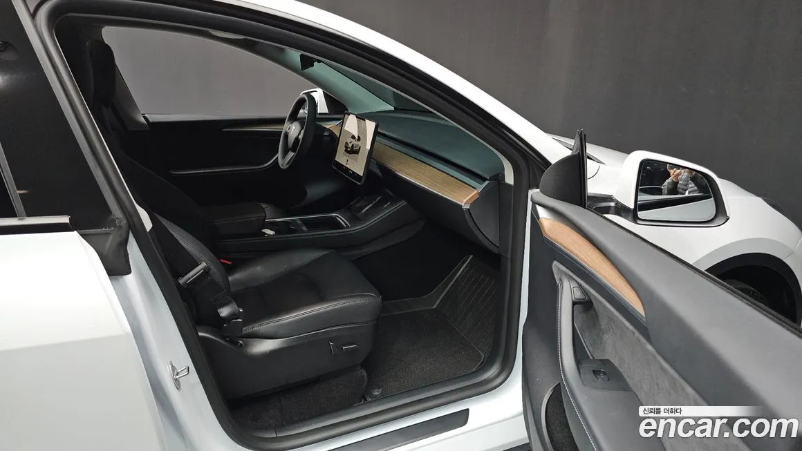Tesla Model Y 2024 из KR, фото 10