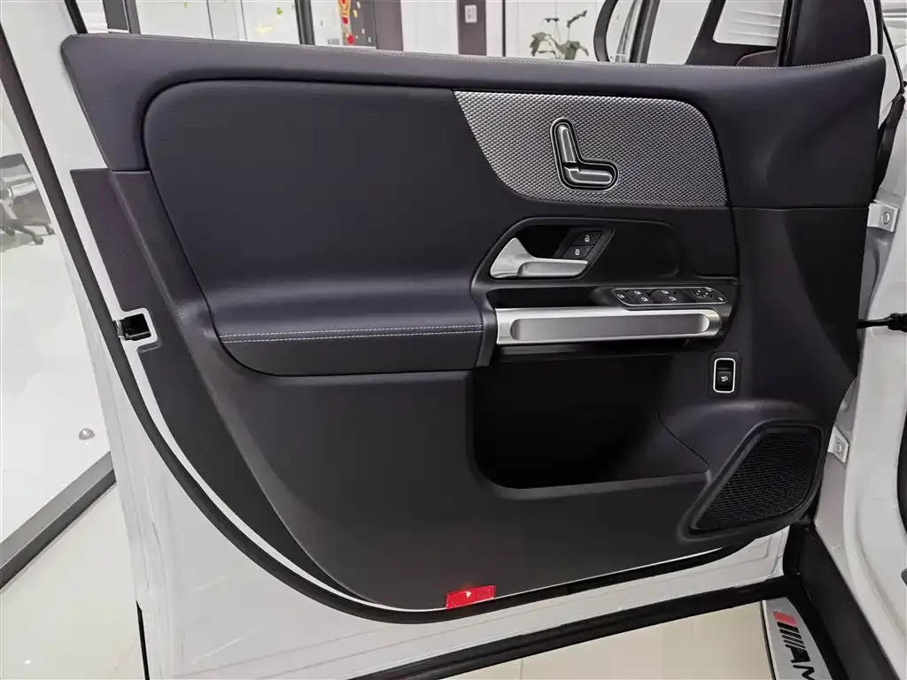 Mercedes-Benz GLB 2024 из CN, фото 8