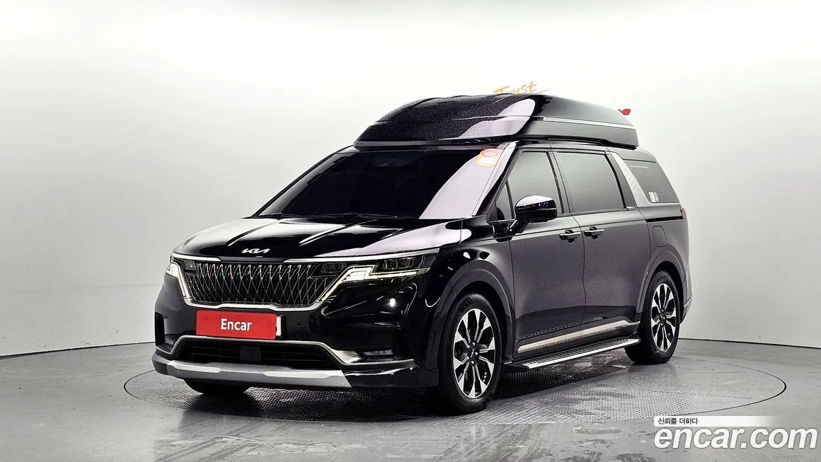 Kia Carnival — фото 1