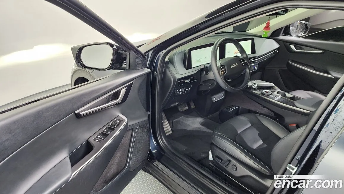 Kia EV6 2022 из KR, фото 10