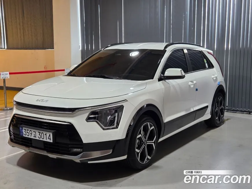 Kia Niro — фото 1