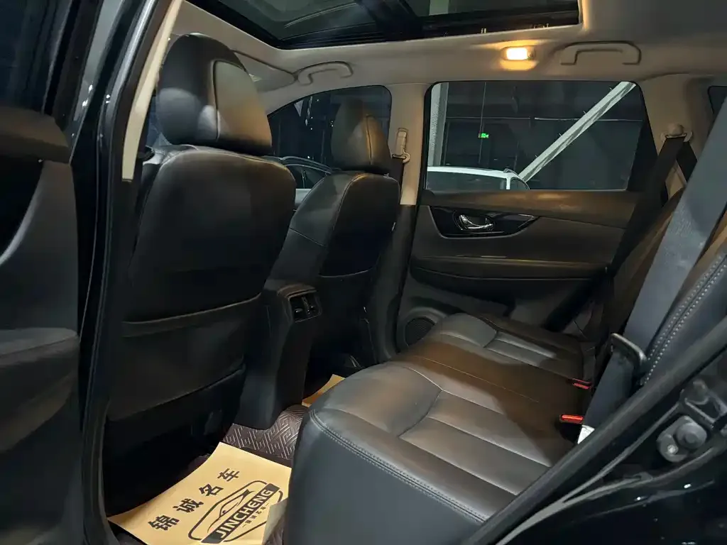 Nissan X-Trail 2021 из CN, фото 9