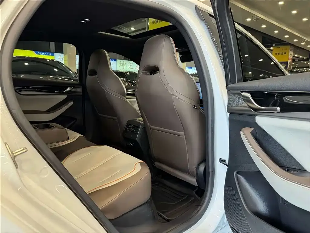 BYD Qin PLUS 2024 из CN, фото 7