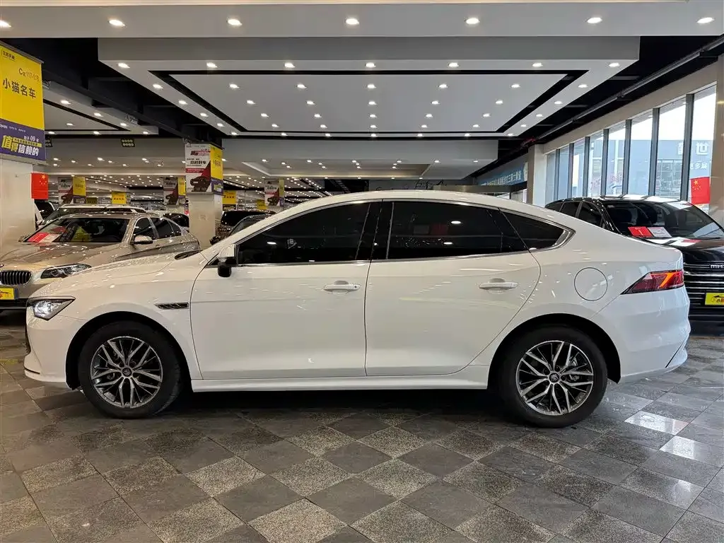 BYD Qin PLUS 2024 из CN, фото 9
