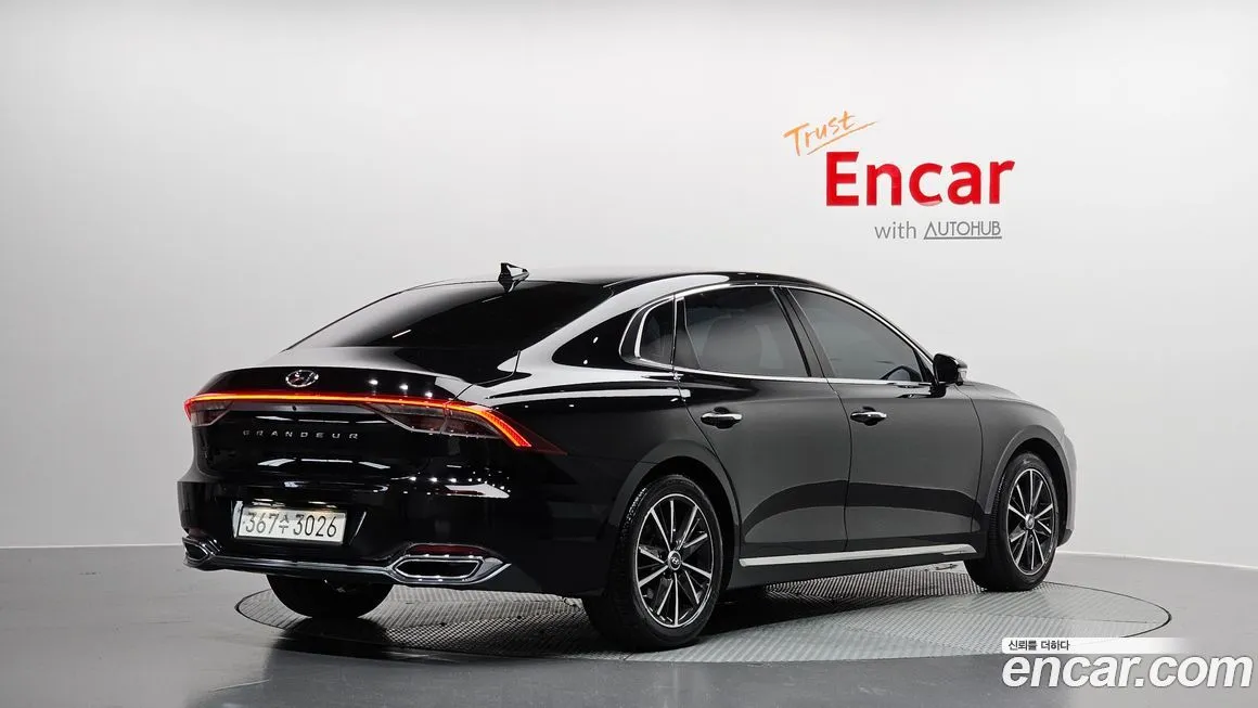 Hyundai Grandeur 2022 из KR, фото 2
