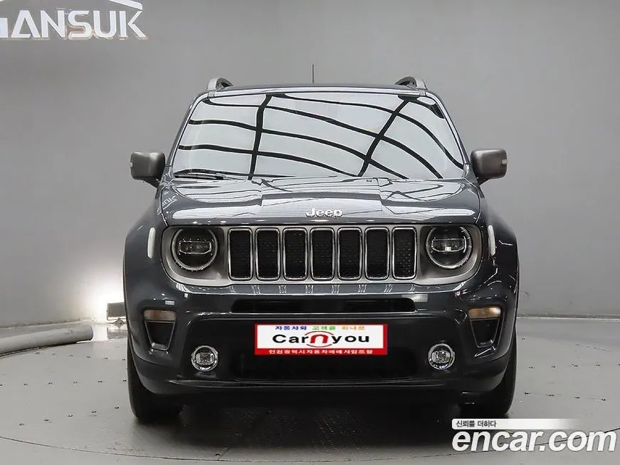 Jeep Renegade — фото 1