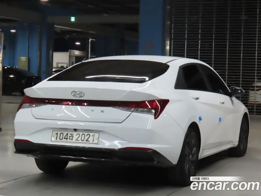 Hyundai AVANTE — фото 4