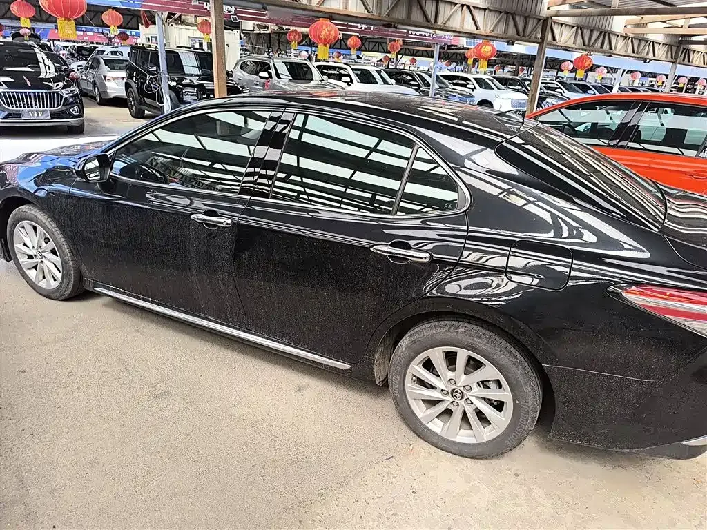 Toyota Camry 2023 из CN, фото 5