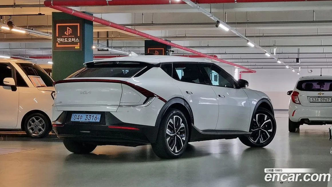 Kia EV6 — фото 2