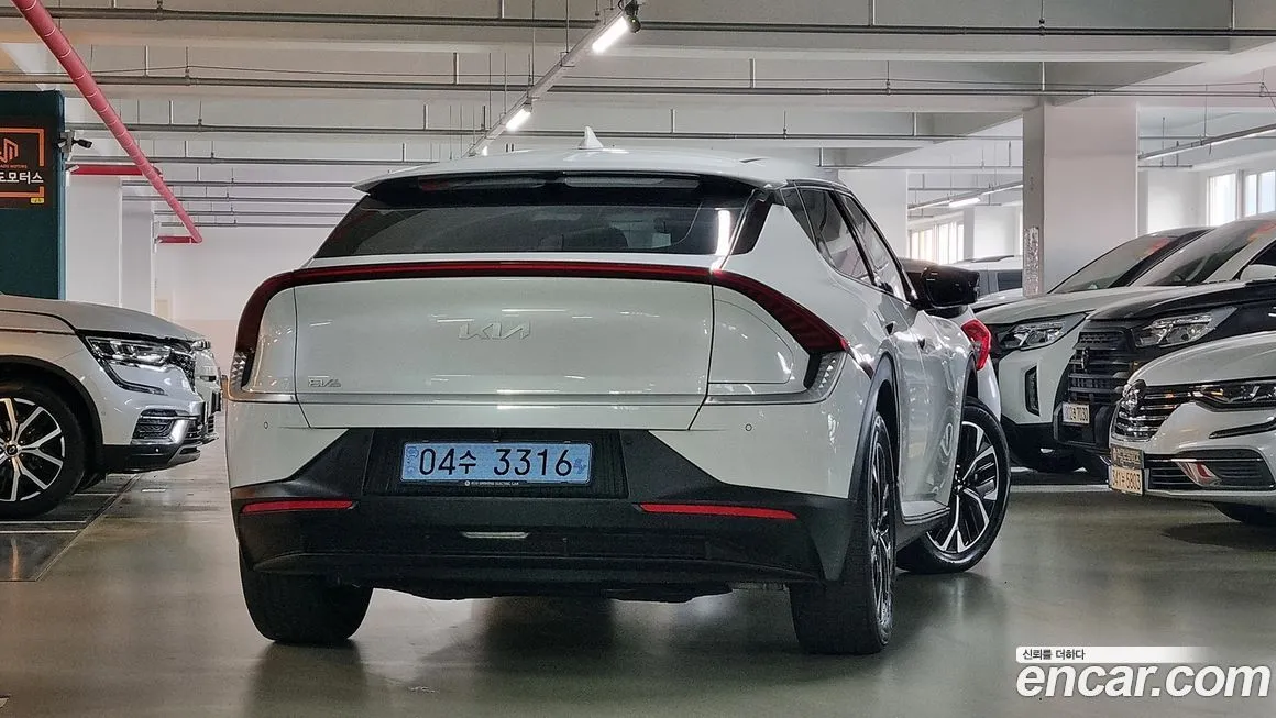 Kia EV6 — фото 4